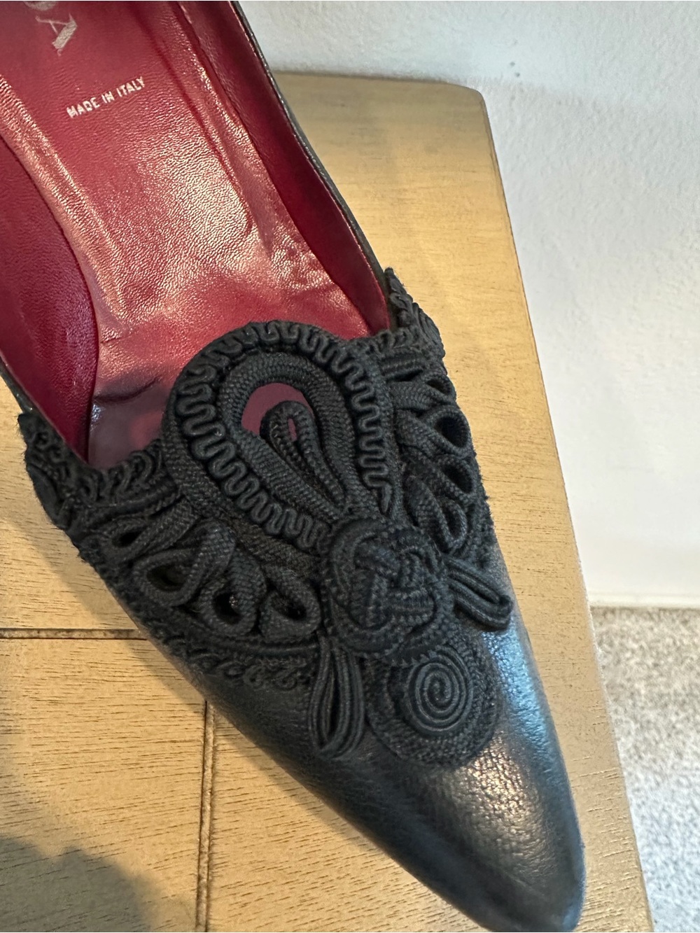 Prada Black Pointed Toe Embroidered Appliqué Pumps